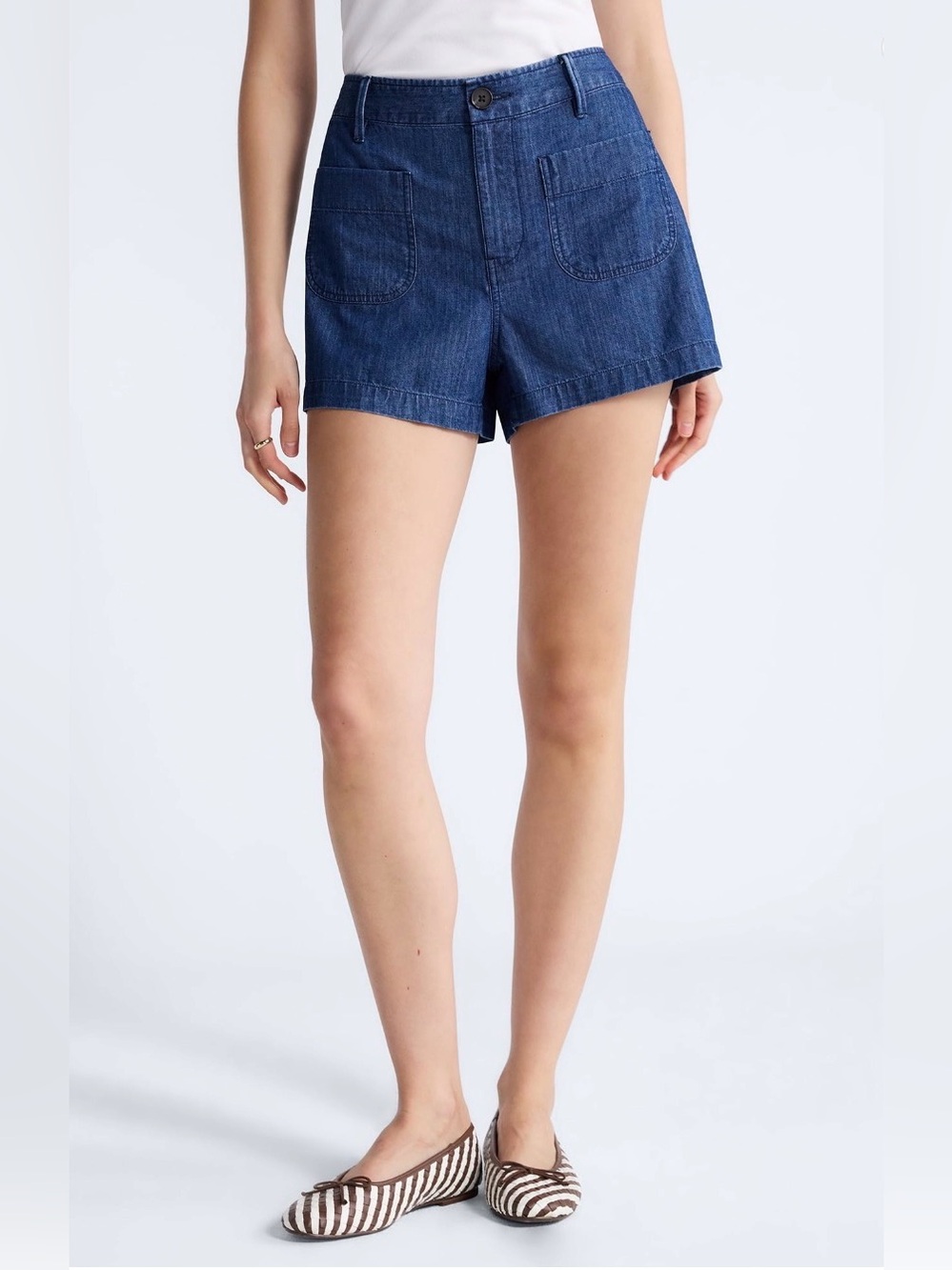Free Assembly Women’s High Rise Patch Pocket Denim Shorts 3” Inseam